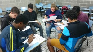 Minicurso sobre desenvolvimento e gestão de carreiras, exclusivo para alunos da Unisanta